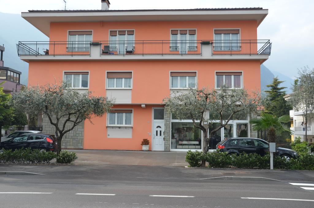 Casa Family Riva Del Garda Apartment Exterior photo